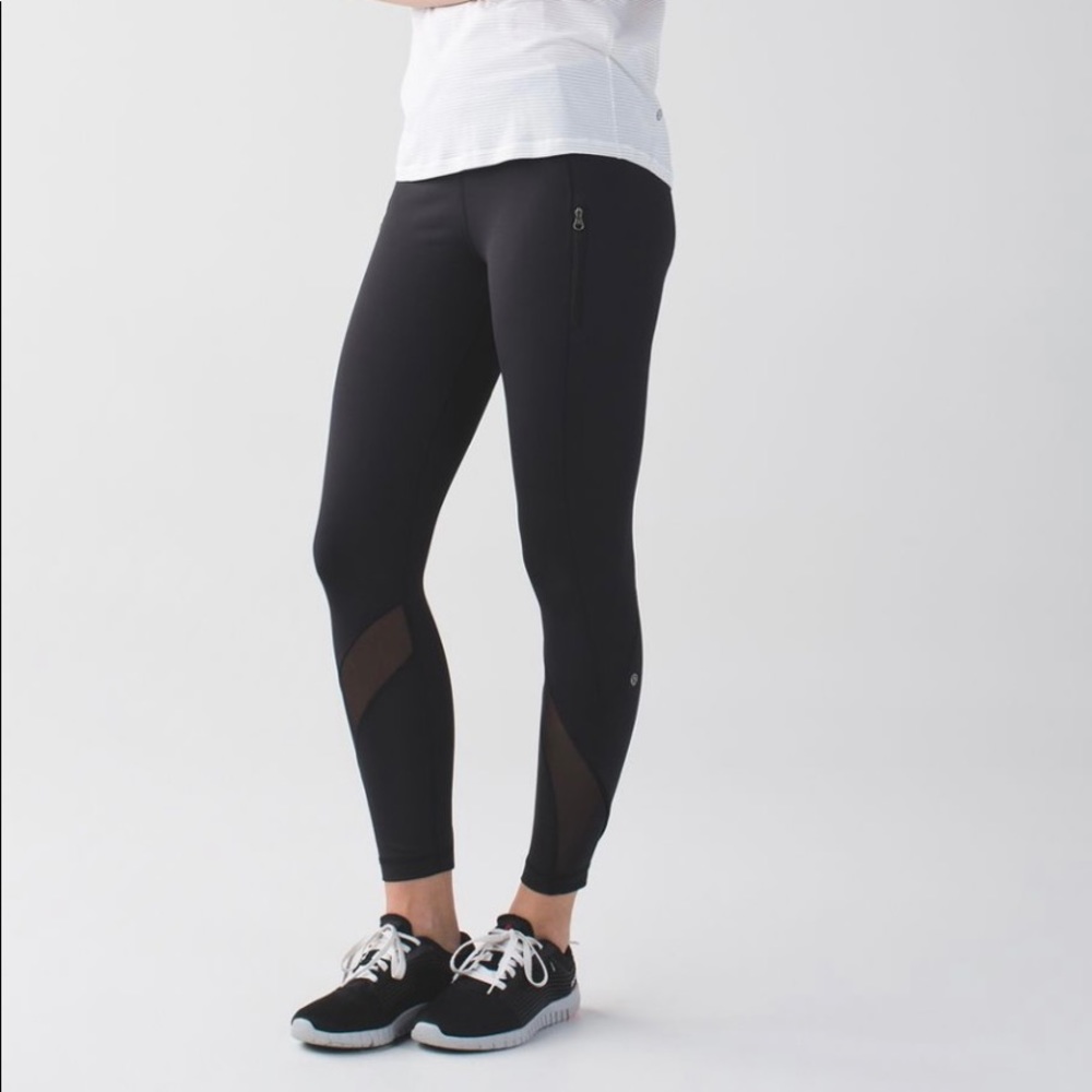 Lululemon black 25in leggings